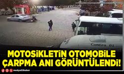 Motosikletin otomobile çarpma anı görüntülendi!