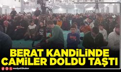 Berat Kandilinde camiler doldu taştı