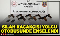 Silah kaçakçısı yolcu otobüsünde enselendi
