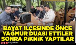 Bayat ilçesinde önce yağmur duası ettiler sonra piknik yaptılar