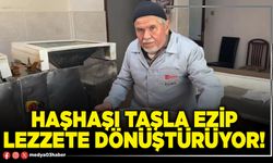 Haşhaşı taşla ezip lezzete dönüştürüyor!