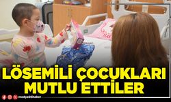 Lösemili çocukları mutlu ettiler