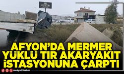 Afyon’da mermer yüklü tır akaryakıt istasyonuna çarptı