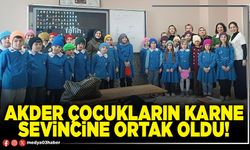 AKDER çocukların karne sevincine ortak oldu!