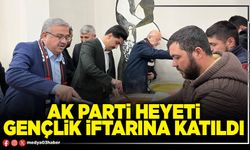 AK Parti heyeti gençlik iftarına katıldı