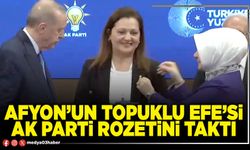 Afyon’un Topuklu Efe’si AK Parti rozetini taktı