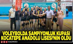 Voleybolda şampiyonluk kupası Kocatepe Anadolu Lisesi’nin oldu