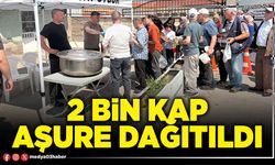 2 bin kap aşure dağıtıldı