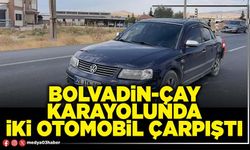 Bolvadin-Çay karayolunda iki otomobil çarpıştı