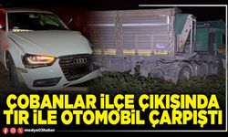 Çobanlar ilçe çıkışında tır ile otomobil çarpıştı