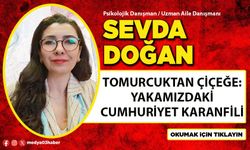 Tomurcuktan Çiçeğe: Yakamızdaki Cumhuriyet Karanfili