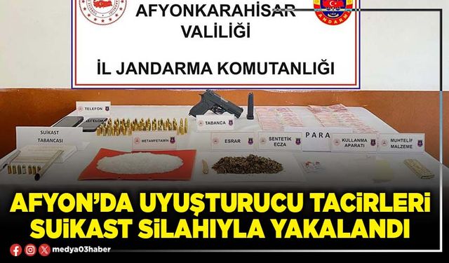 Afyon’da uyuşturucu tacirleri suikast silahıyla yakalandı