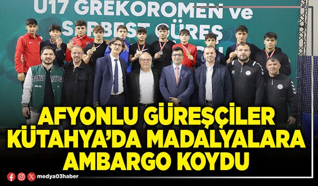 Afyonlu güreşçiler Kütahya’da madalyalara ambargo koydu