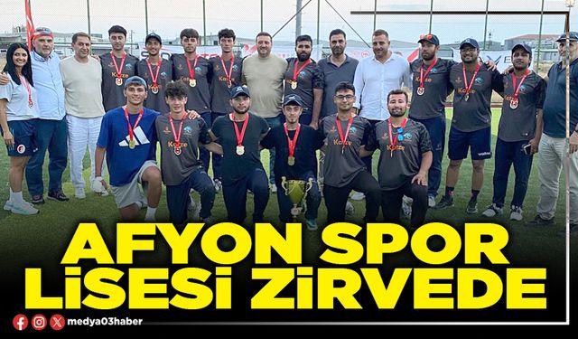 Afyon Spor Lisesi zirvede
