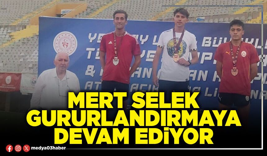 Mert Selek gururlandırmaya devam ediyor