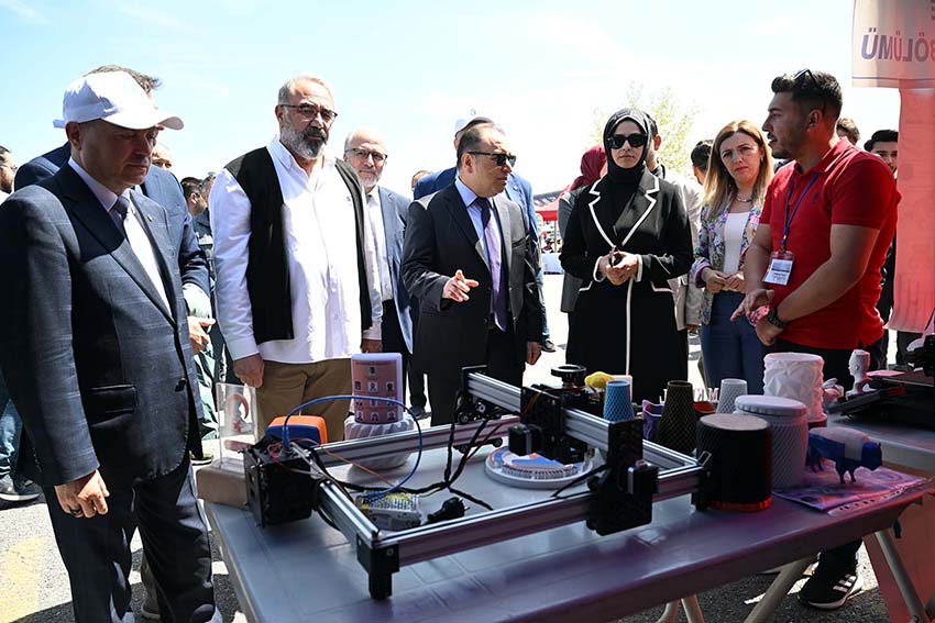 12 Mayıs2525