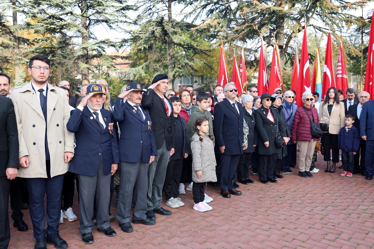 576153359 18300768100253484 1061043174178164195 N