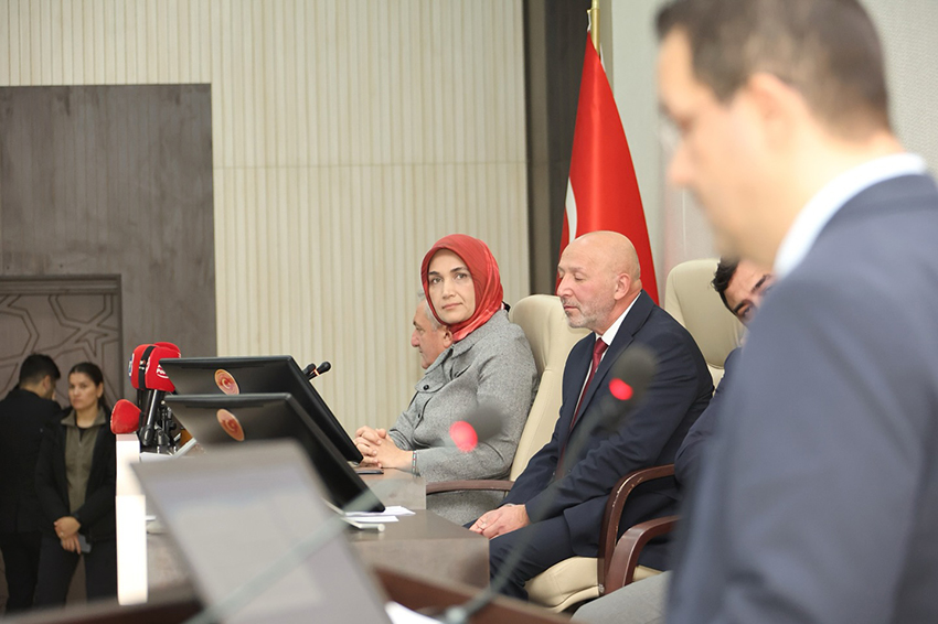 582021251 18301938490253484 2434000474139747326 N