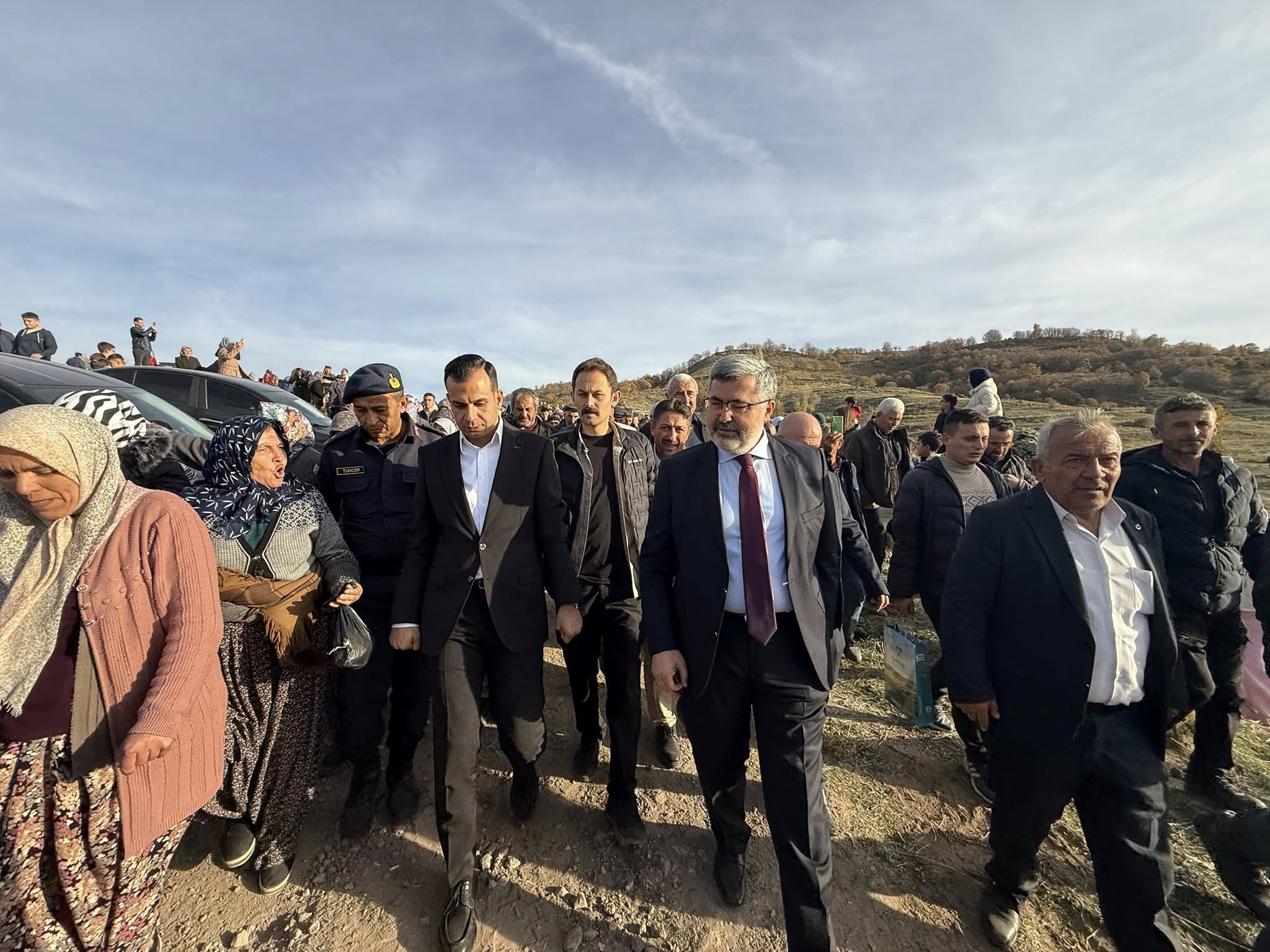 586405708 25134388322885535 190658883435863720 N