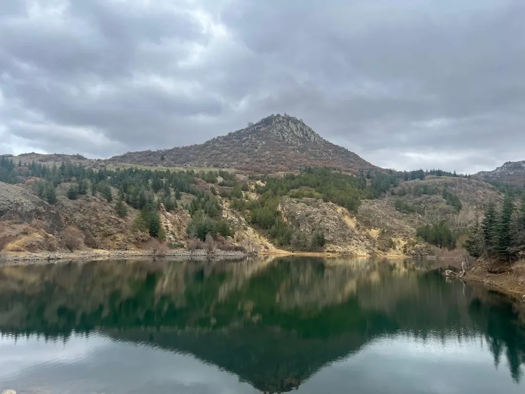 Şehrimizin Saklı Kalmış Köşelerini Keşfetmeye Devam Ediyoruz. 🏞Sizce Bu Karelere Yansıyan Doğa (2)