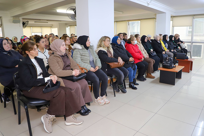 626747931 1438138441016914 2618780769286524288 N