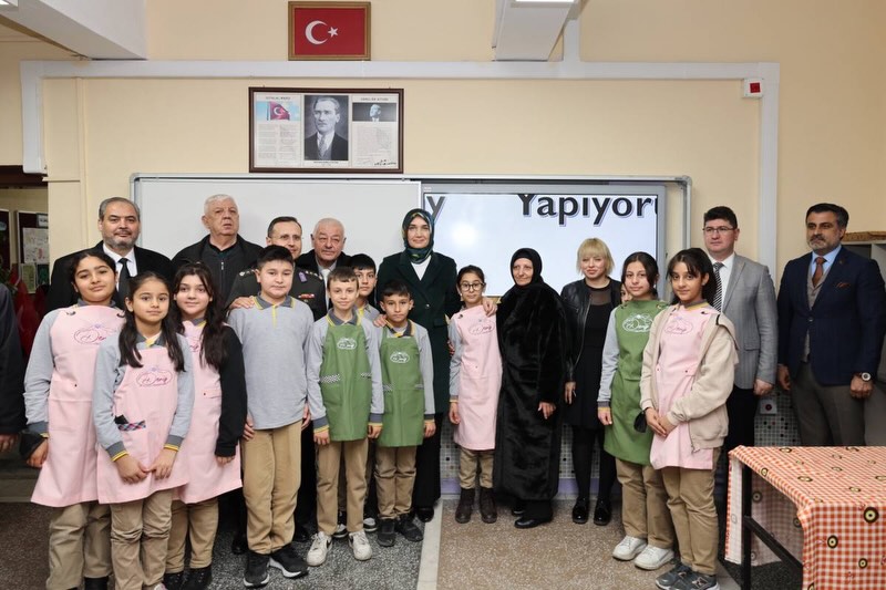 631726615 18123276718565253 7667347556558695076 N