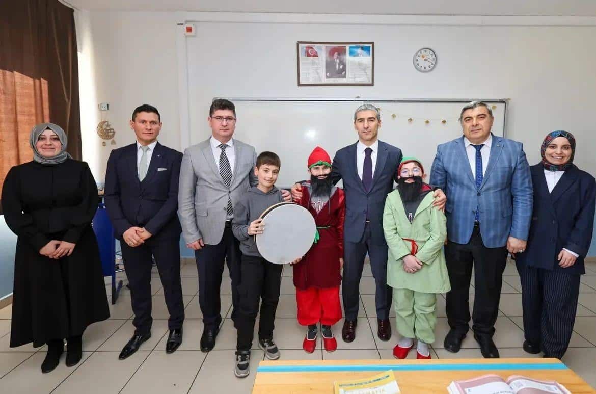 16Cd552F1A5404442Dfc3Cb635C21Ed6