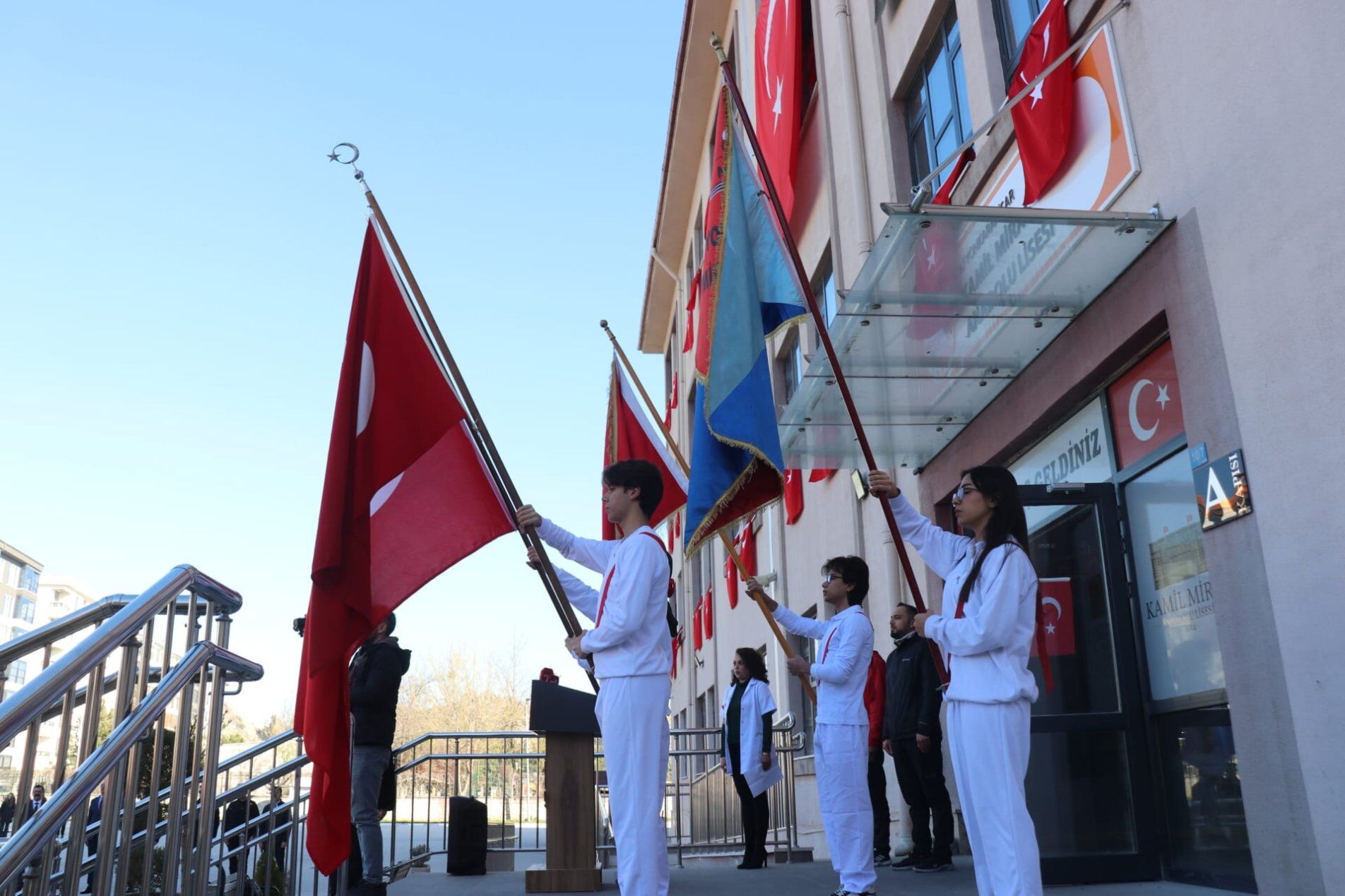 01021F72Ef4C6208B24009B2E22Ee5B2