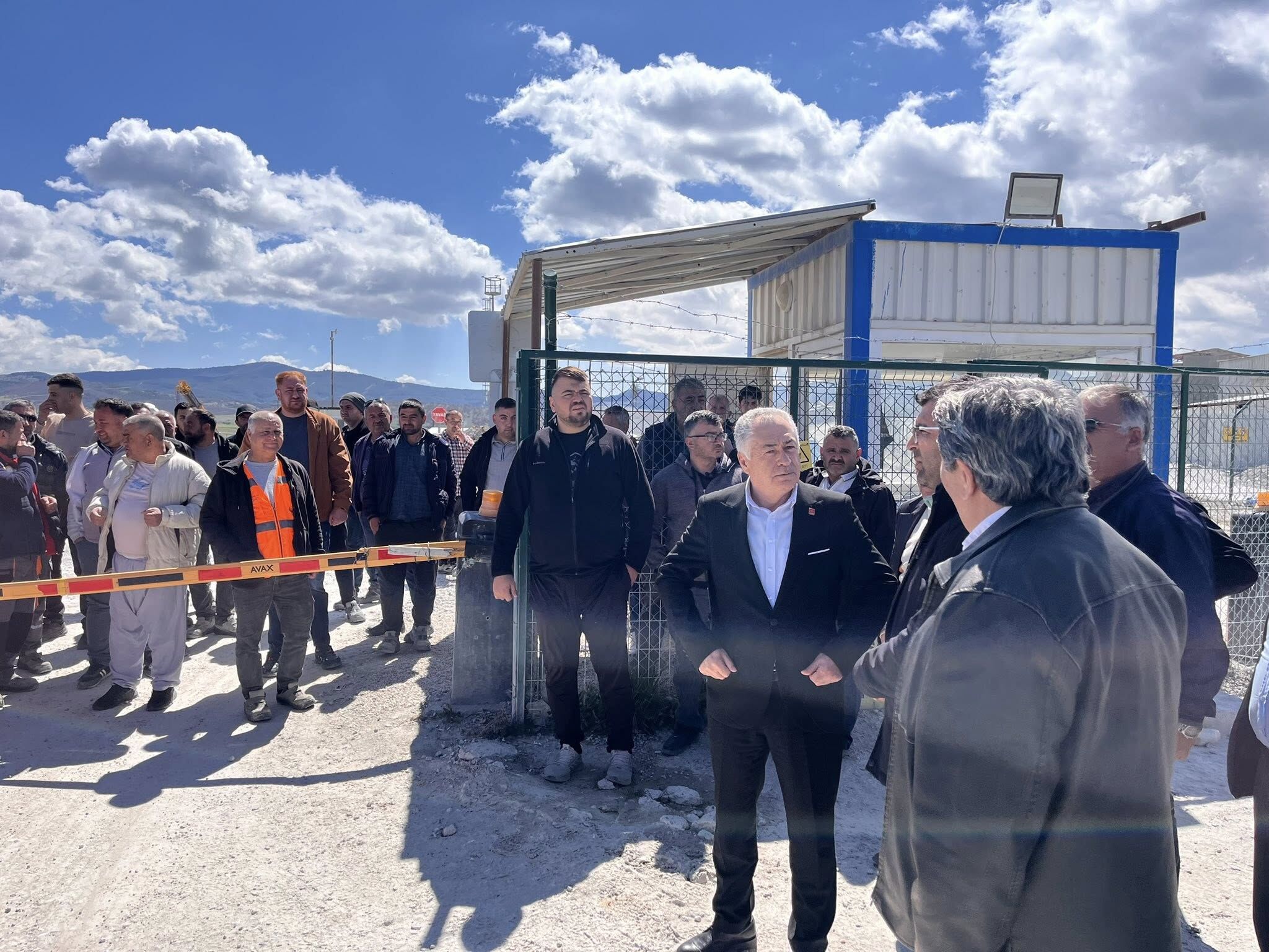 677283910 1275738531399839 8279363978390863875 N