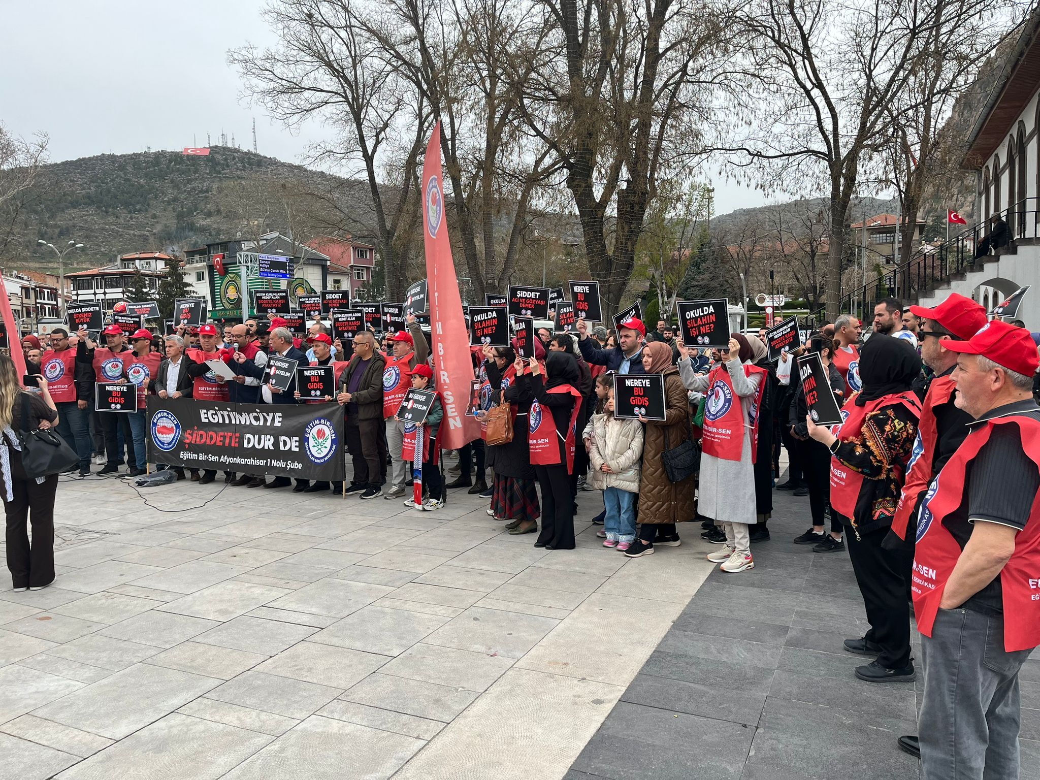 Whatsapp Image 2026 04 15 At 14.12.351