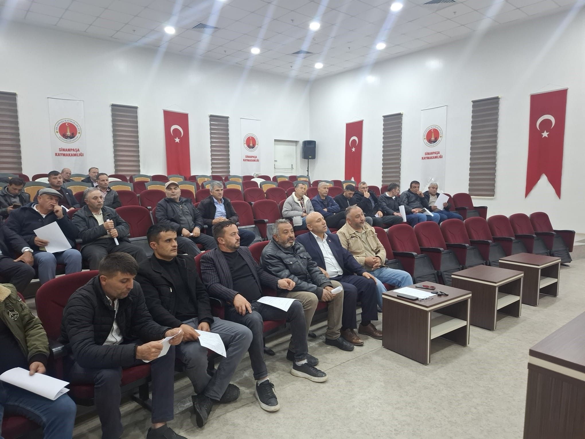 A W817888 02